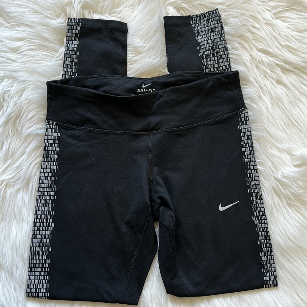 Nike Power Flash Reflective Black Leggings - Picture 3 of 8
